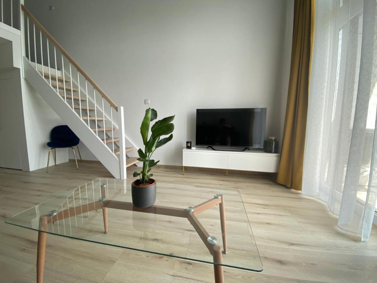 Apartament Wroclaw-Lotnisko Экстерьер фото