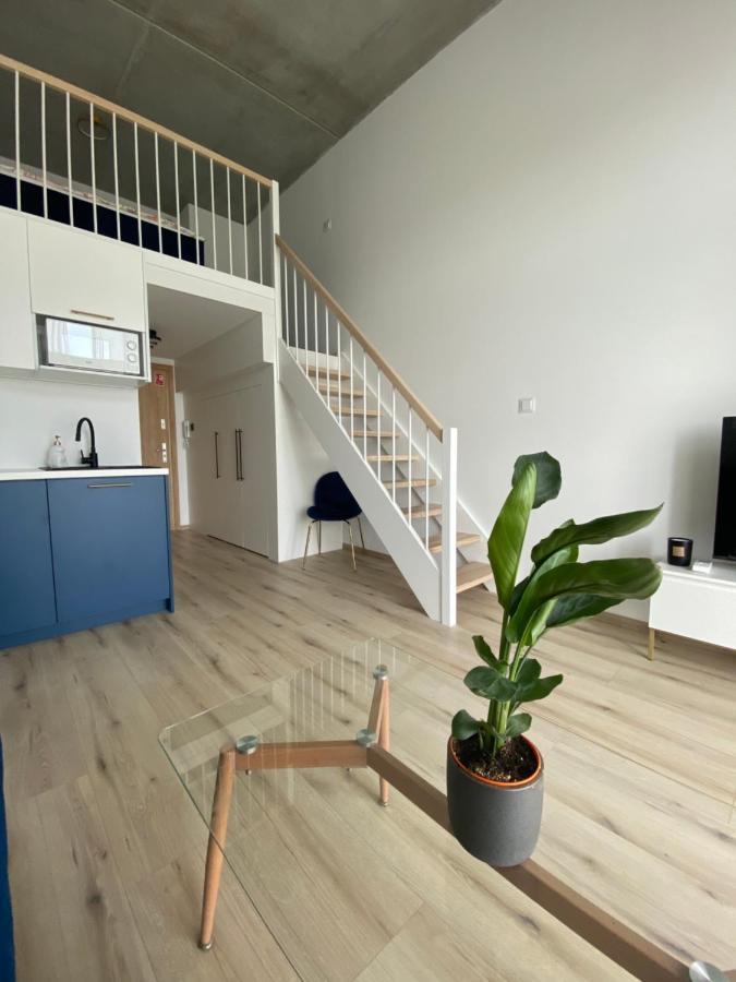 Apartament Wroclaw-Lotnisko Экстерьер фото